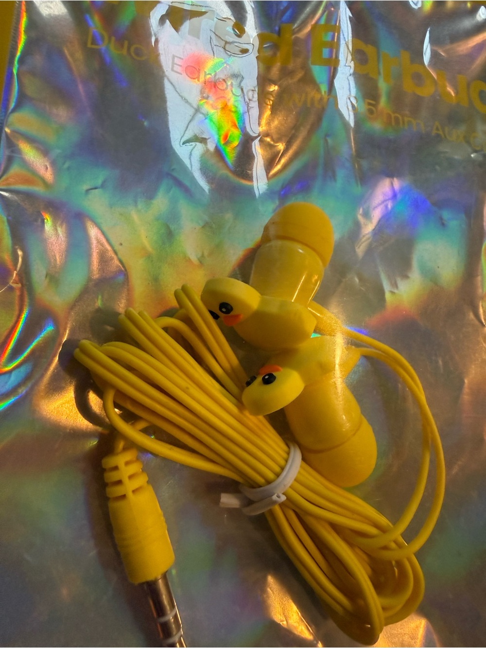 Novelty Duck Wired Earbuds w/ Mic & In-Line Control 3.5mm Yellow